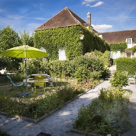 Aux Charmes De Maintenon Esterno foto